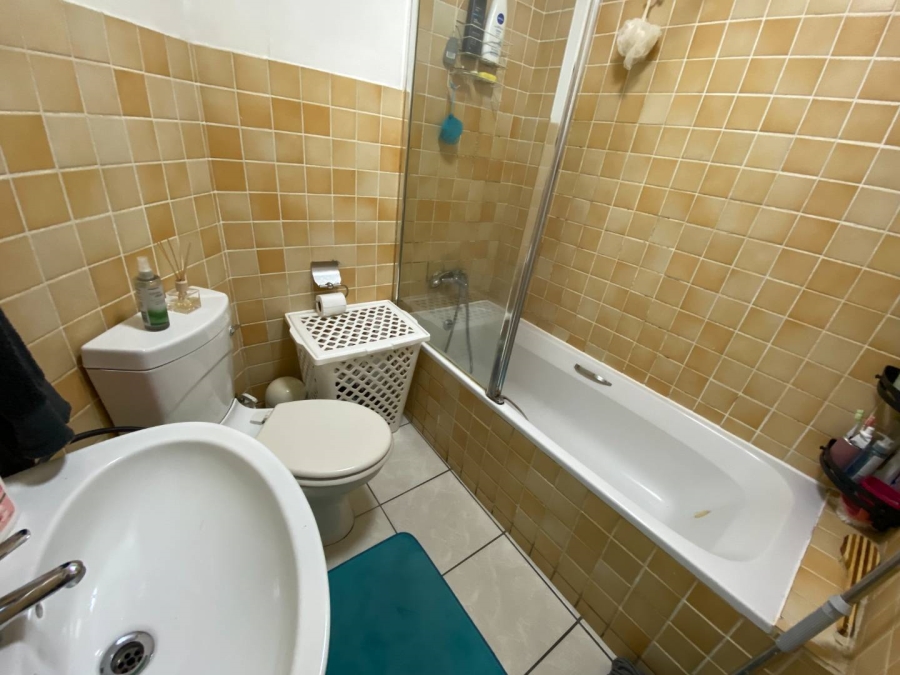 2 Bedroom Property for Sale in Bridgetown Western Cape